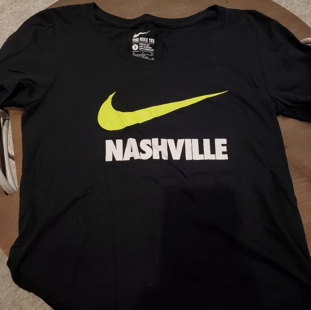 Nike Nashville t shirt - Picture 2 of 6